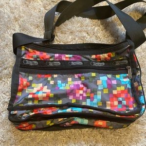 Lesportsac Deluxe Everyday Bag